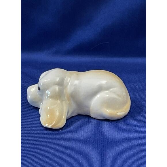 Vintage Pair of Porcelain Tan and White Hound Dog Figurine - Picture 4 of 11